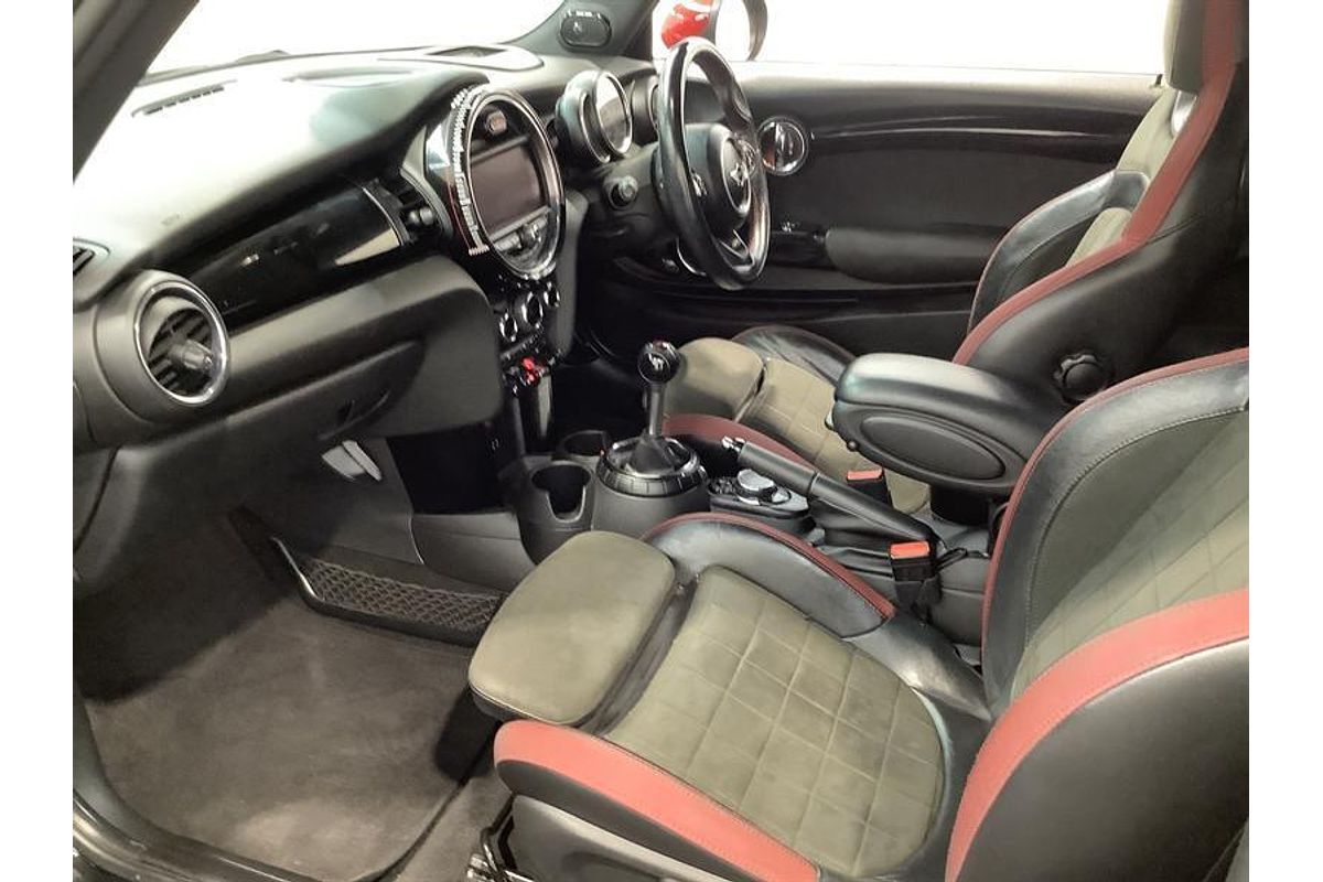 2016 MINI Hatch John Cooper Works F56