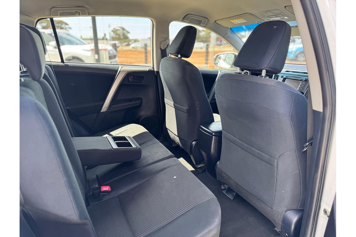 2014 Toyota RAV4 GX ASA44R