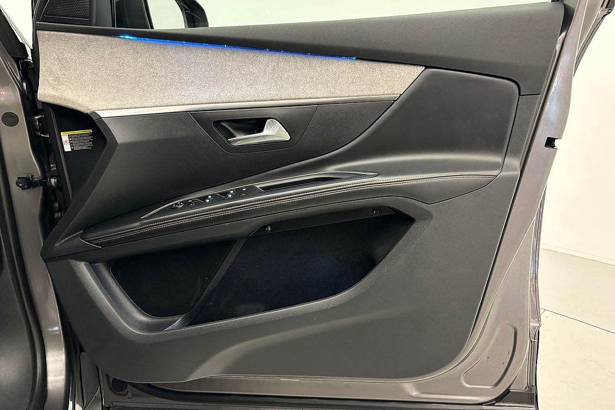 2018 Peugeot 5008 GT Line P87