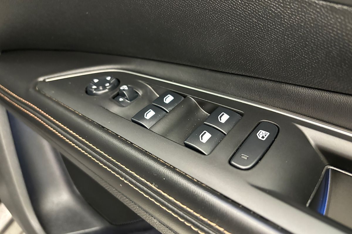 2018 Peugeot 5008 GT Line P87