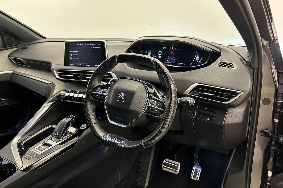 2018 Peugeot 5008 GT Line P87