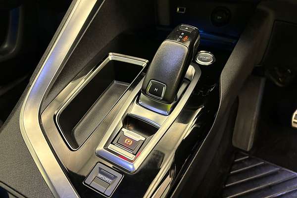 2018 Peugeot 5008 GT Line P87