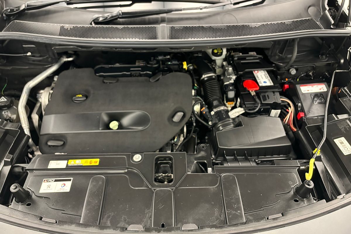 2018 Peugeot 5008 GT Line P87