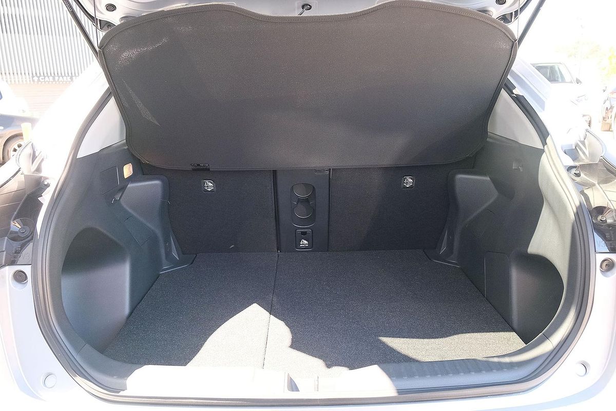 2024 Toyota Yaris Cross GXL MXPJ10R