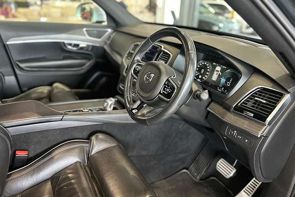 2016 Volvo XC90 T8 R-Design