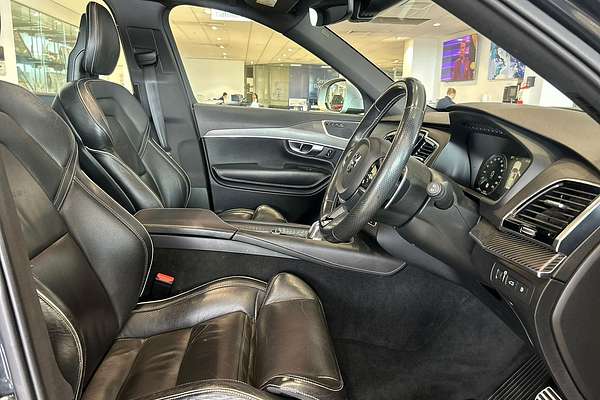 2016 Volvo XC90 T8 R-Design
