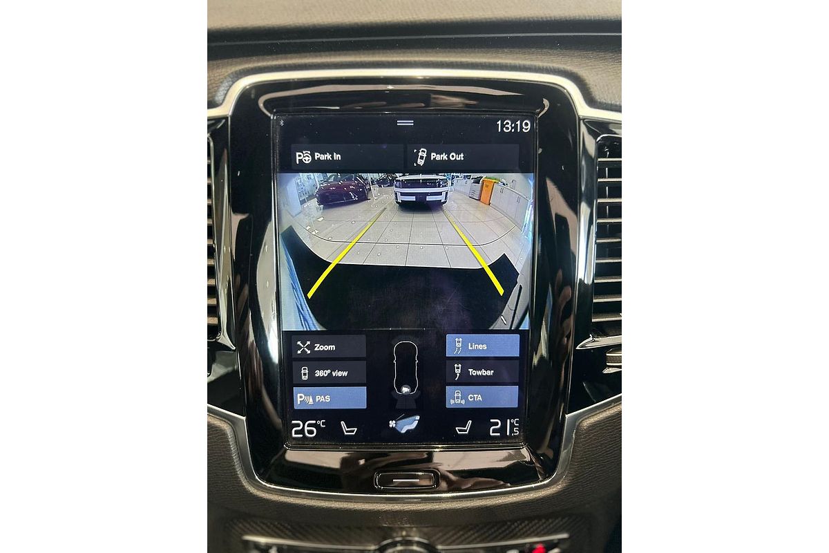 2016 Volvo XC90 T8 R-Design