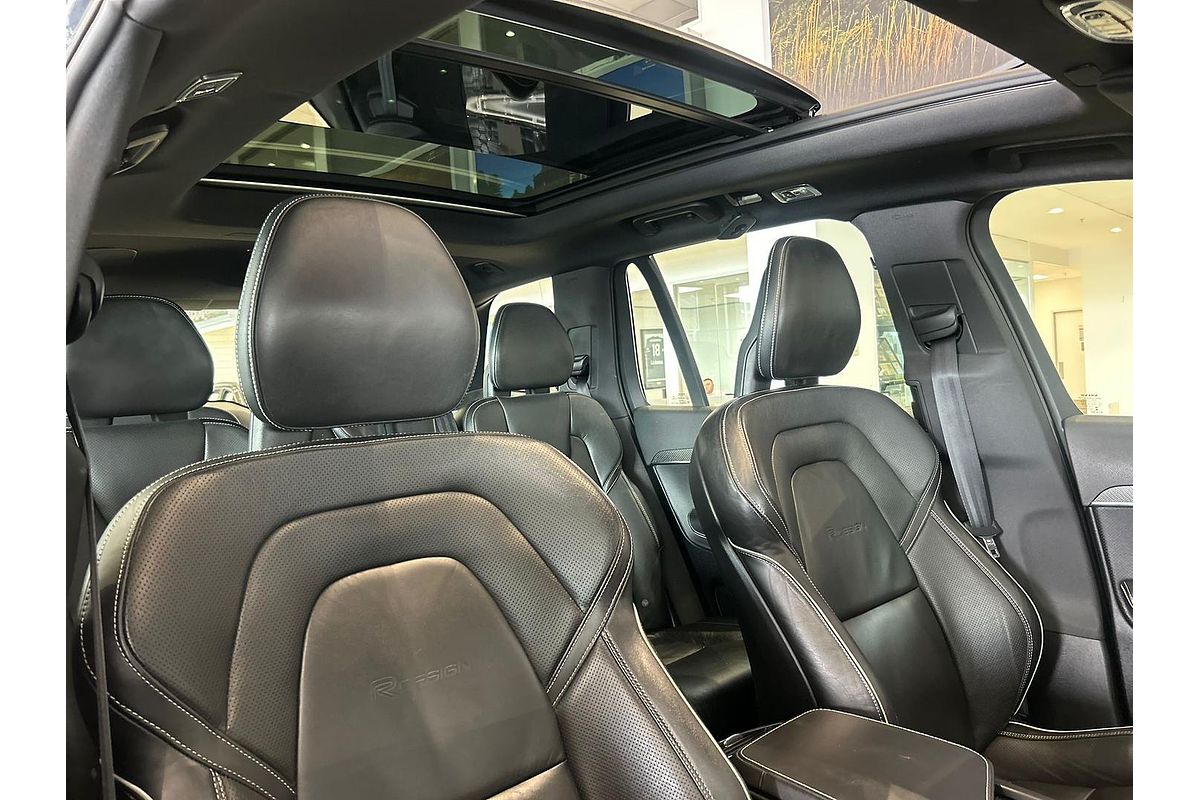 2016 Volvo XC90 T8 R-Design