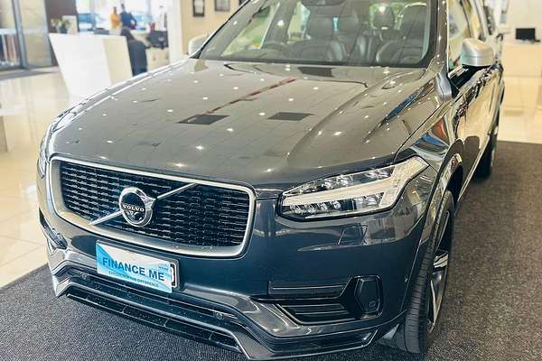 2016 Volvo XC90 T8 R-Design