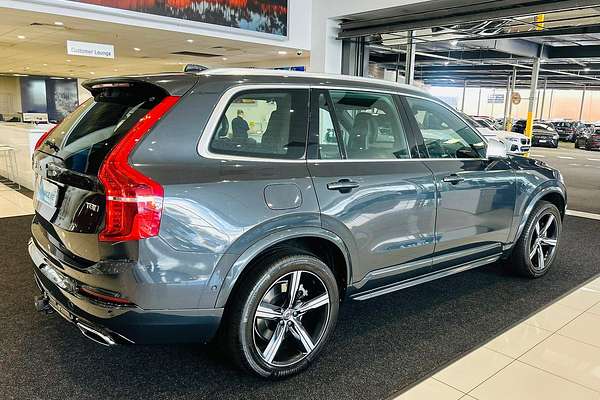 2016 Volvo XC90 T8 R-Design