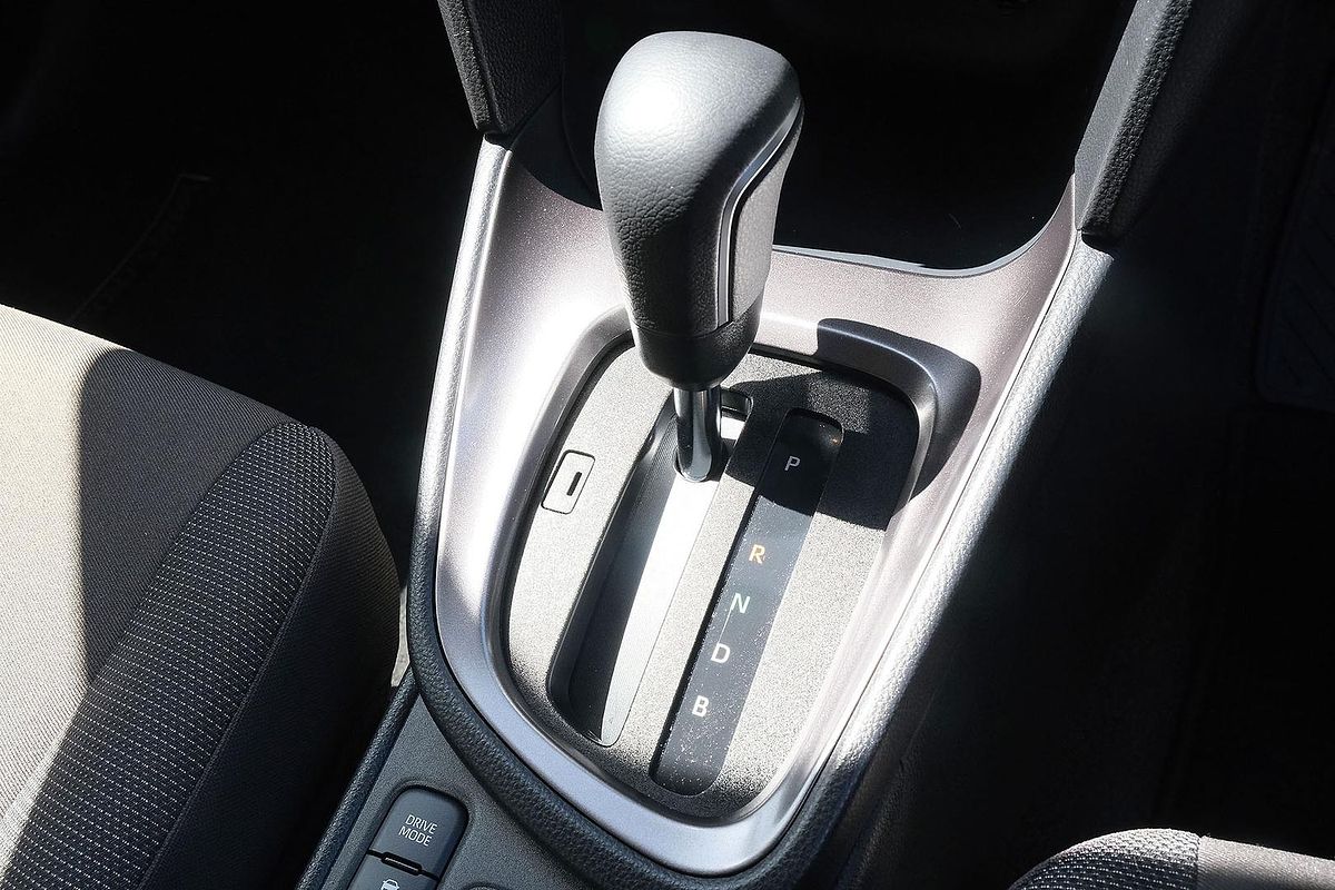 2024 Toyota Yaris Cross GXL MXPJ10R