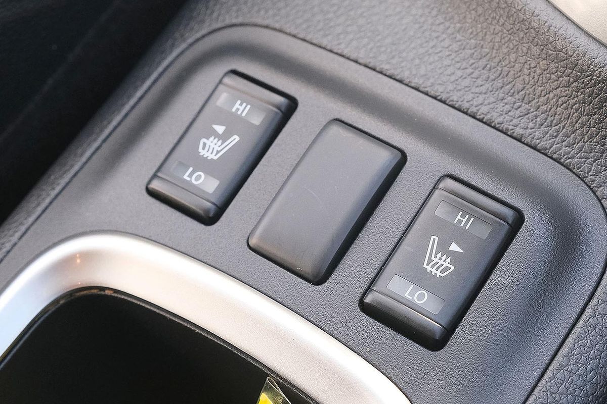 2024 Nissan Navara ST-X D23 4X4