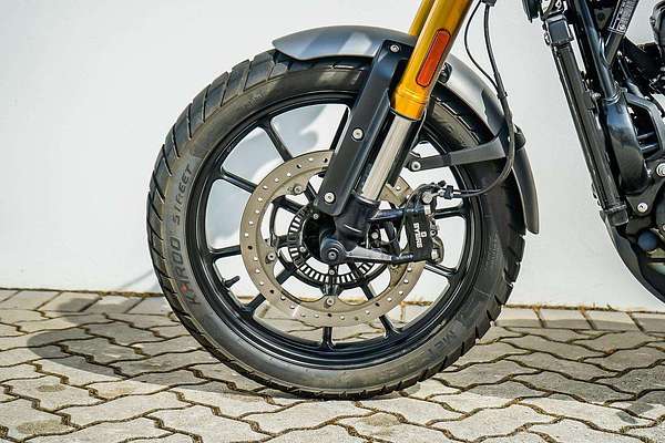 2024 Triumph Scrambler 400 X Scrambler