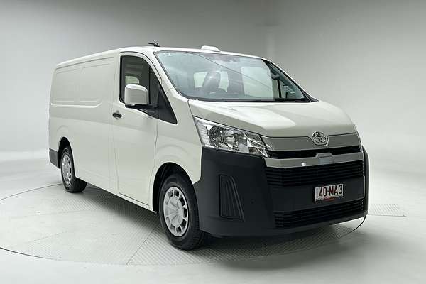 2024 Toyota Hiace GDH300R
