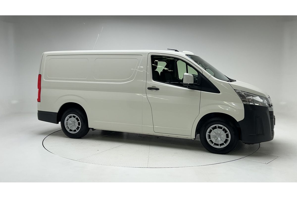 2024 Toyota Hiace GDH300R LWB