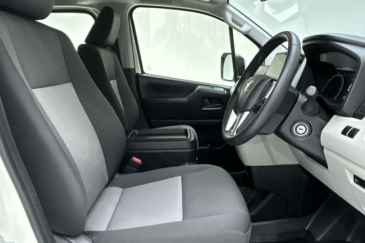 2024 Toyota Hiace GDH300R LWB