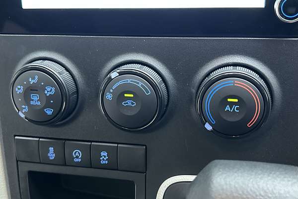 2024 Toyota Hiace GDH300R LWB thumb-15