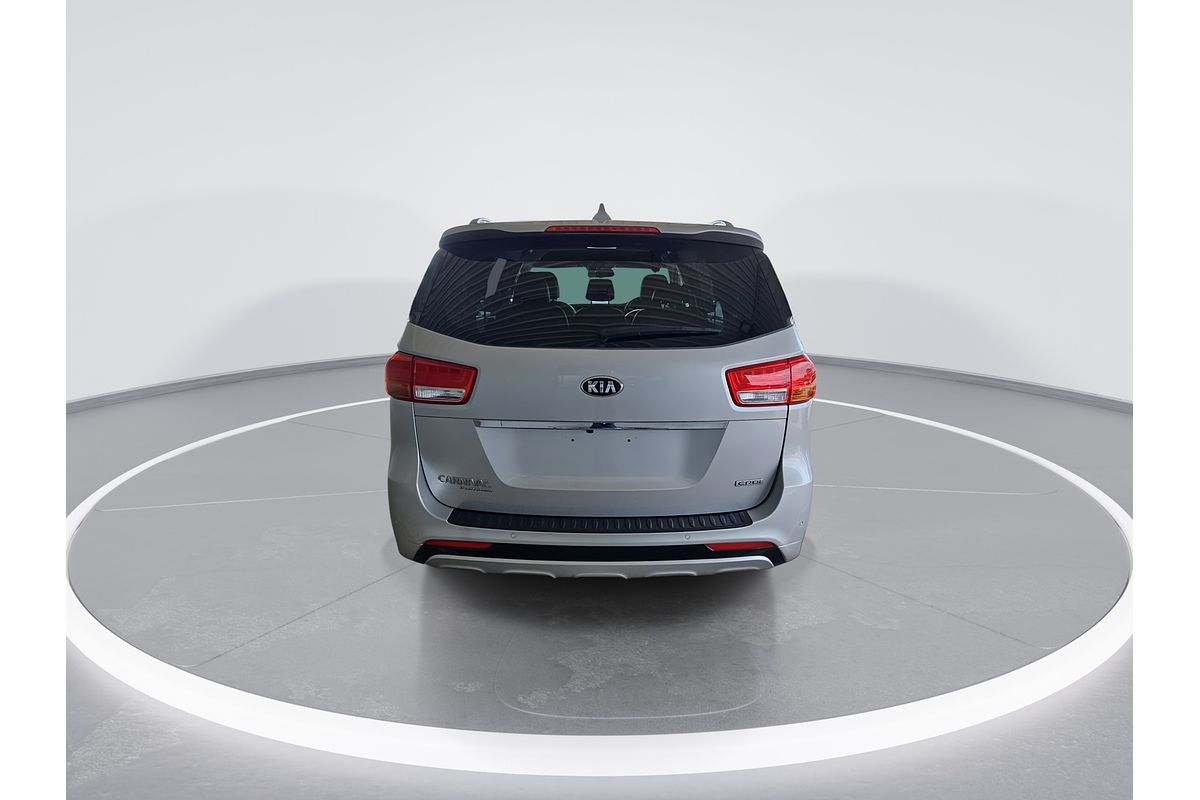2017 Kia Carnival Platinum YP