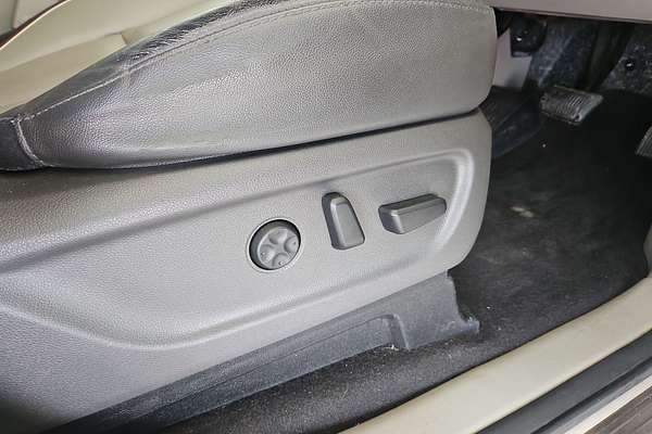 2017 Kia Carnival Platinum YP