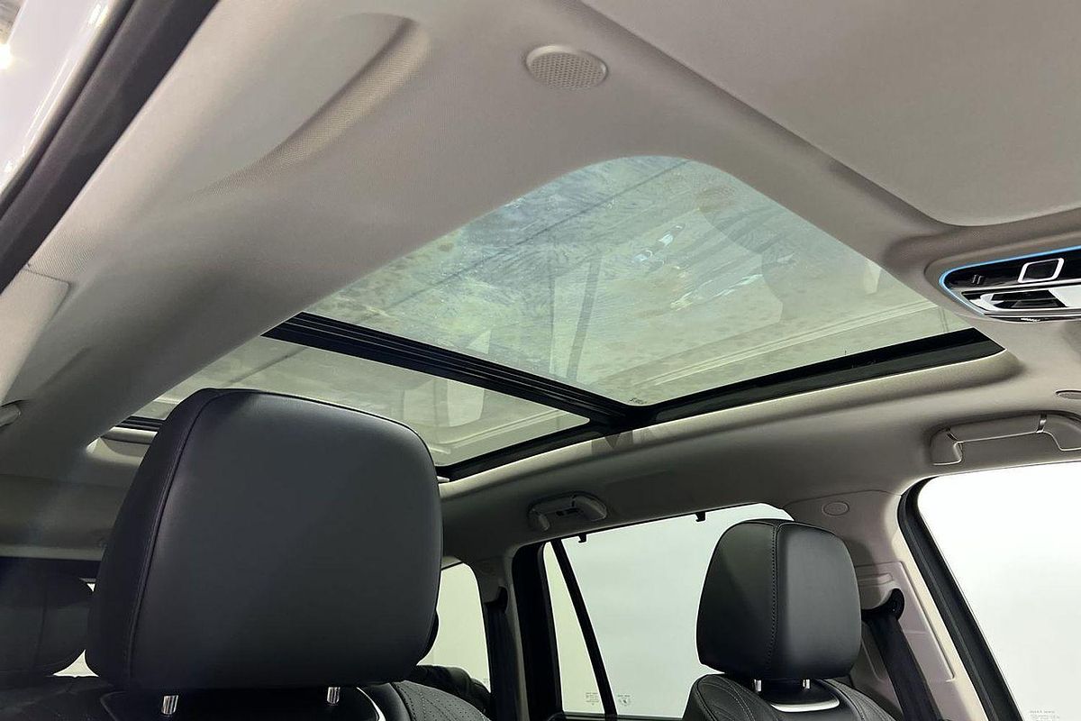 2025 GWM Tank 500 Ultra Hi4-T PHEV P03