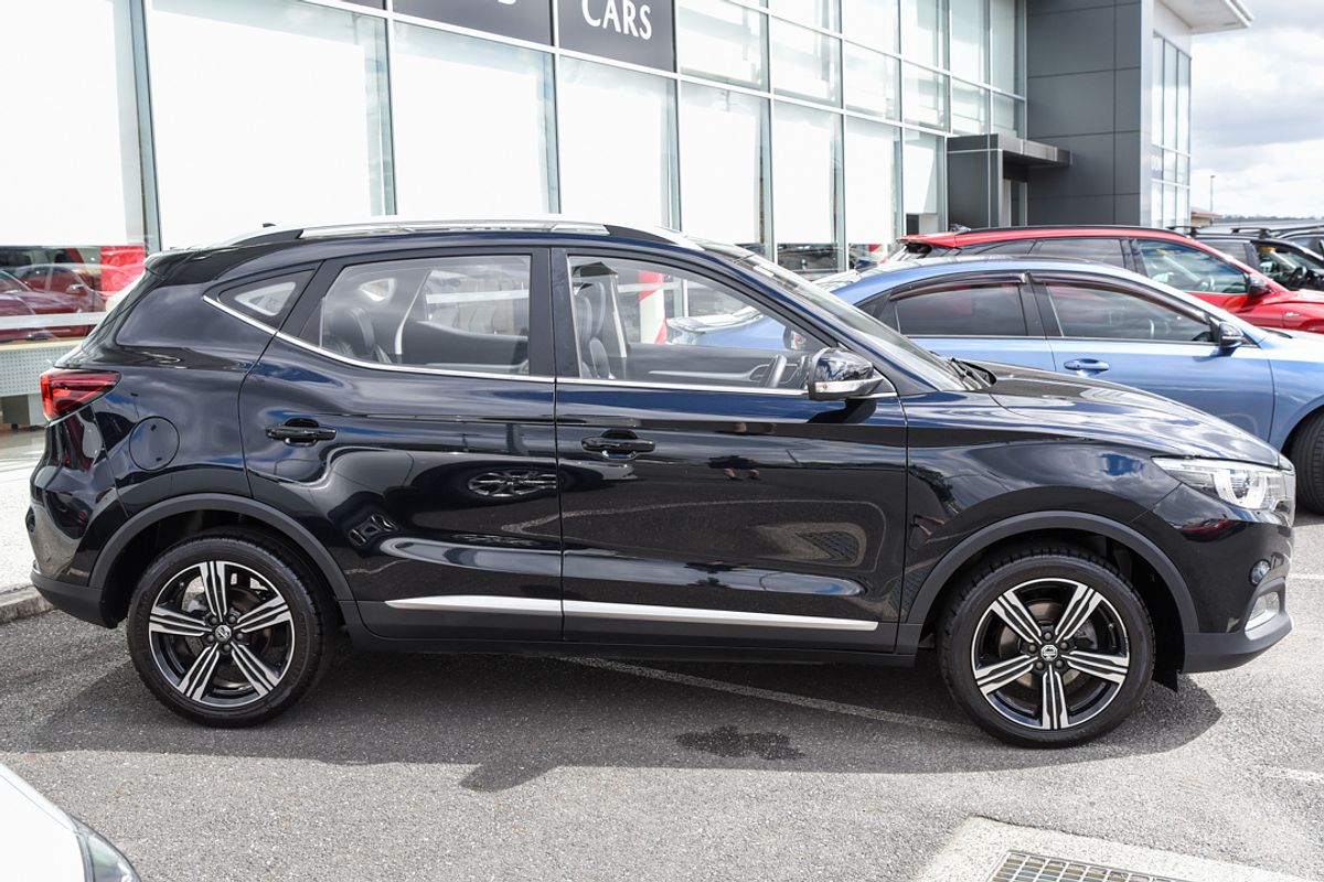 2020 MG ZS Essence AZS1