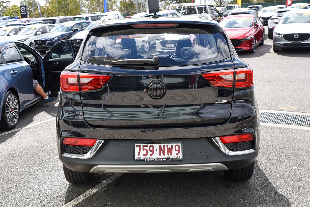 2020 MG ZS Essence AZS1