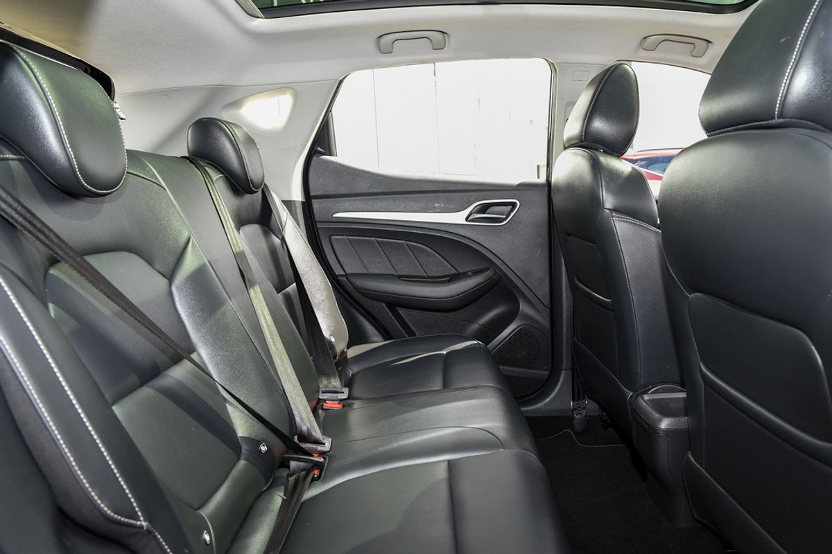 2020 MG ZS Essence AZS1