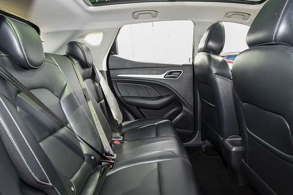 2020 MG ZS Essence AZS1