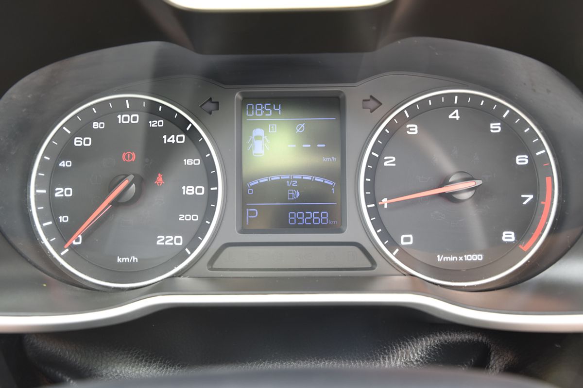 2020 MG ZS Essence AZS1