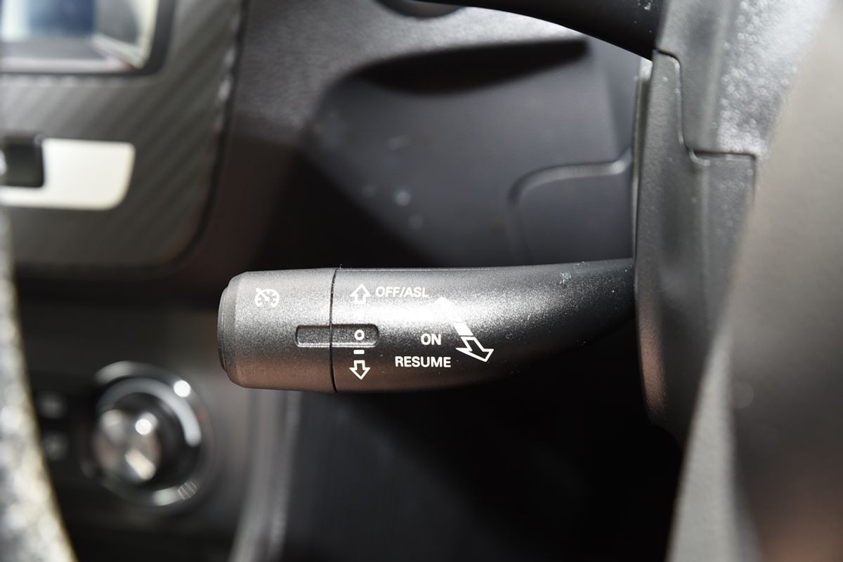 2020 MG ZS Essence AZS1