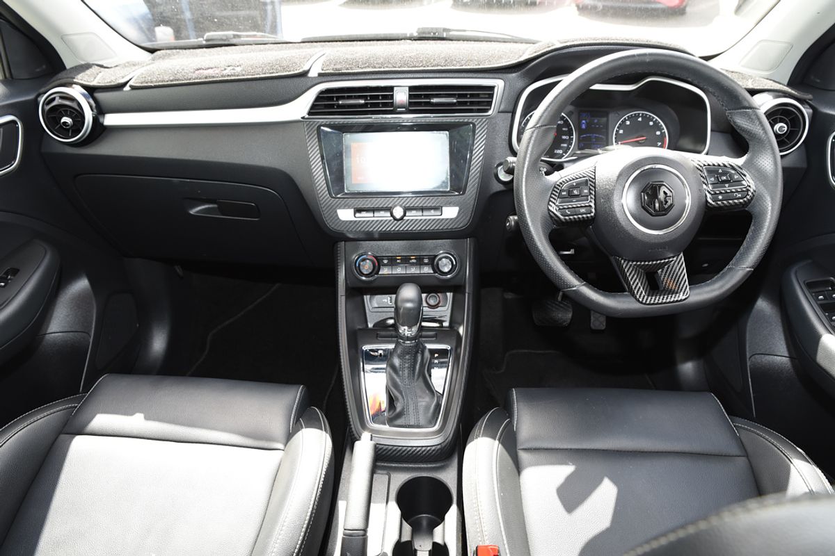 2020 MG ZS Essence AZS1