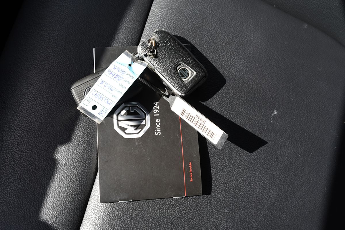 2020 MG ZS Essence AZS1