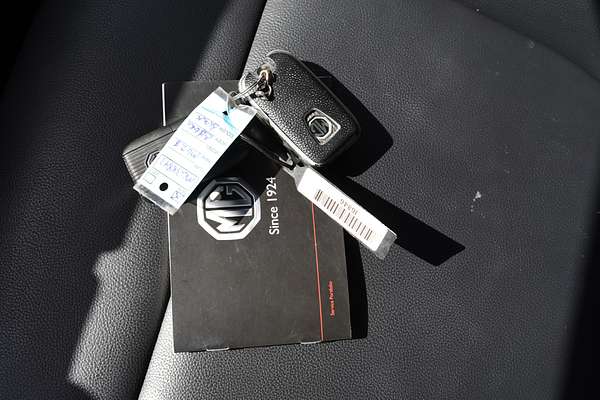 2020 MG ZS Essence AZS1