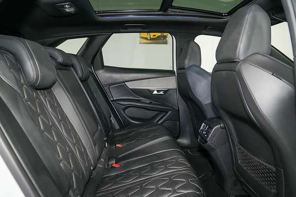 2018 Peugeot 3008 GT P84