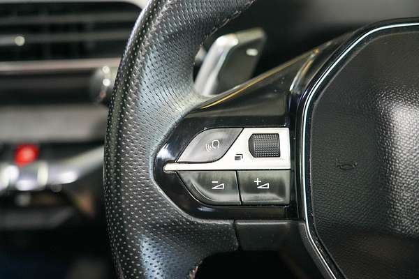 2018 Peugeot 3008 GT P84