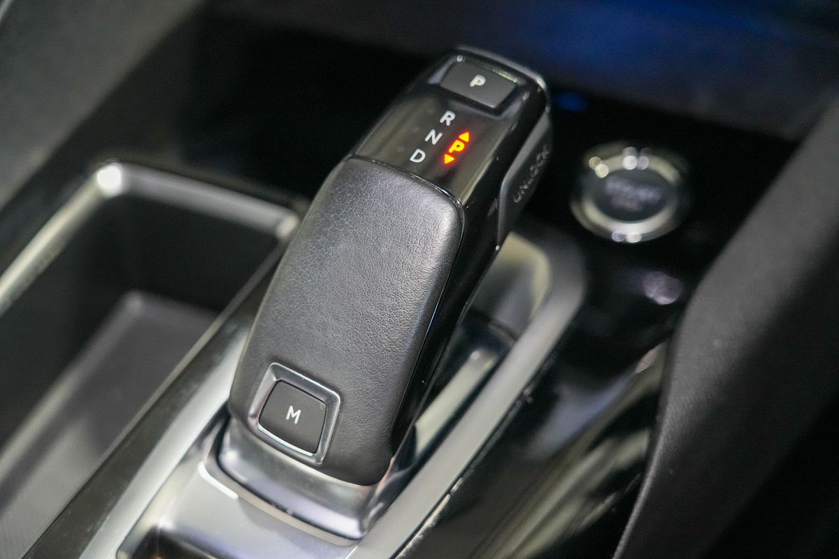 2018 Peugeot 3008 GT P84