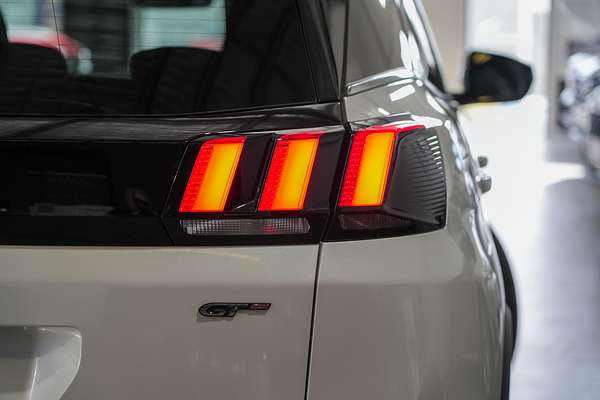 2018 Peugeot 3008 GT P84