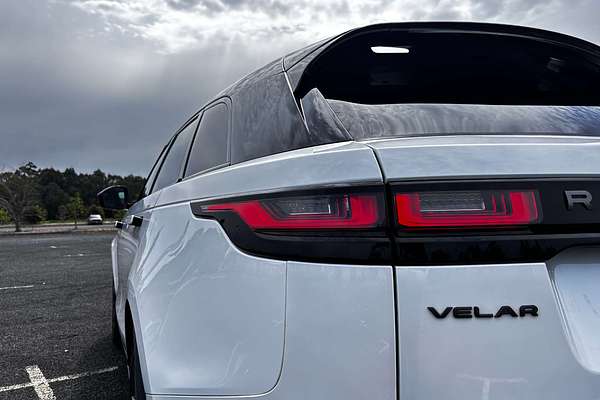 2022 Land Rover Range Rover Velar P250 R-Dynamic S L560