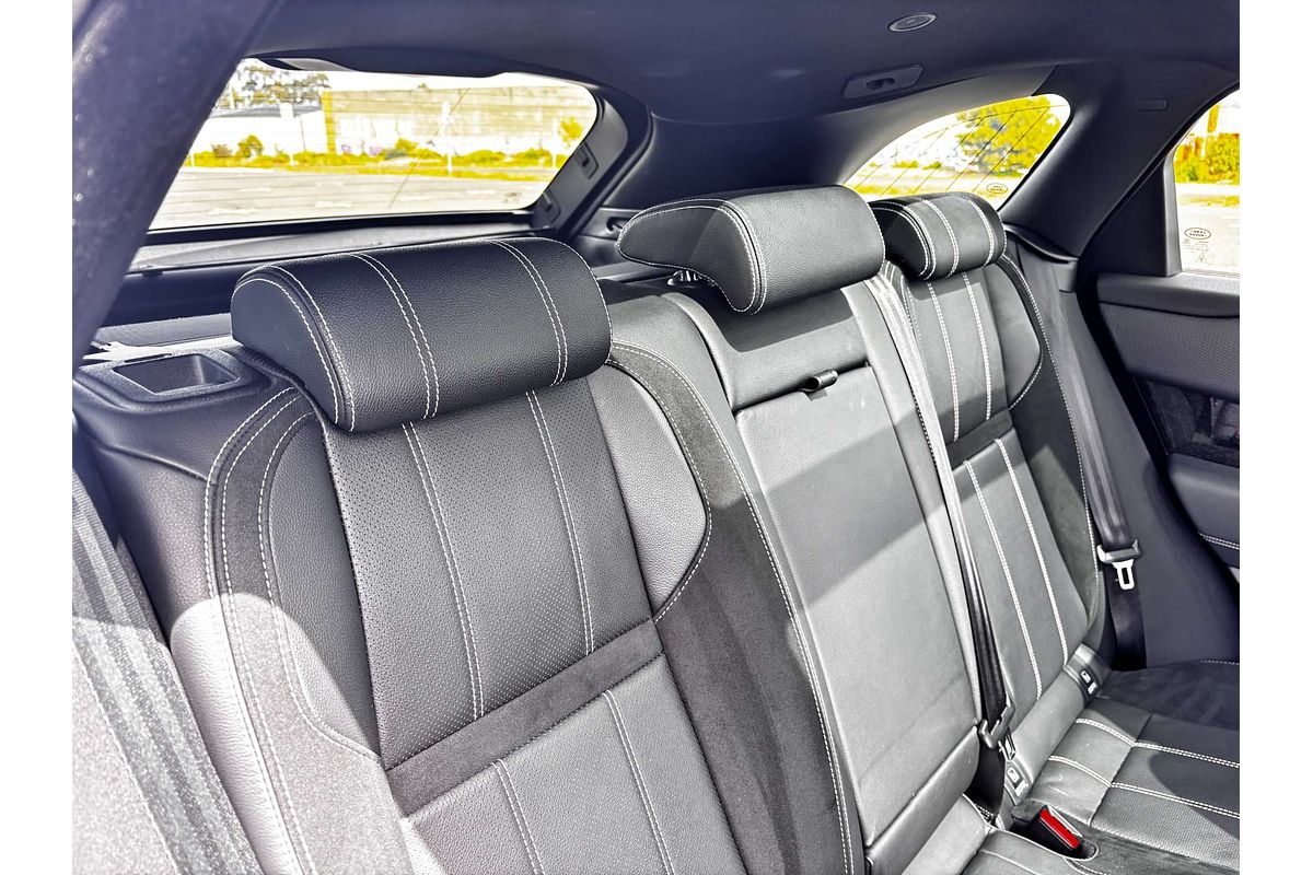 2022 Land Rover Range Rover Velar P250 R-Dynamic S L560