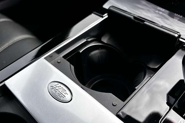 2022 Land Rover Range Rover Velar P250 R-Dynamic S L560