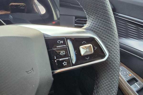 2025 MG QS Excite IS31