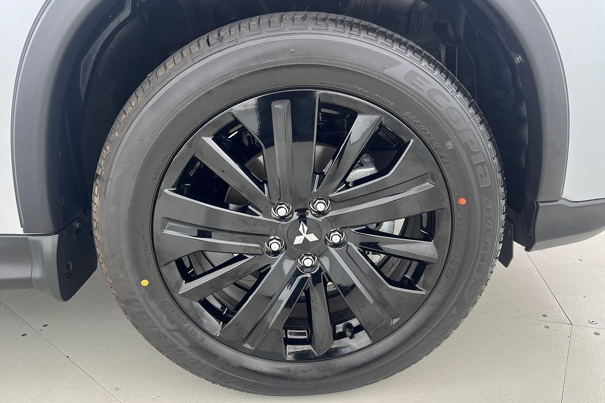 2025 Mitsubishi ASX MR XD