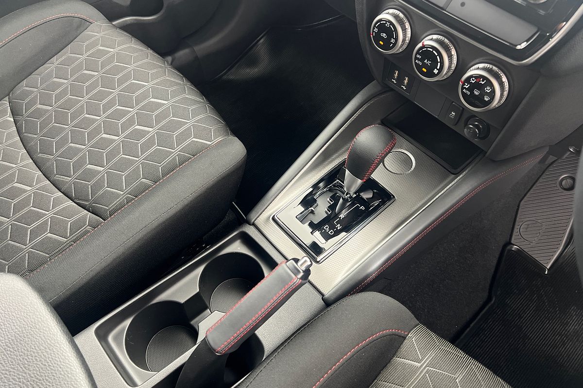 2025 Mitsubishi ASX MR XD