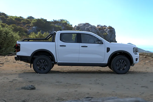 2025 Ford Ranger Black Edition 4X4 2.0L