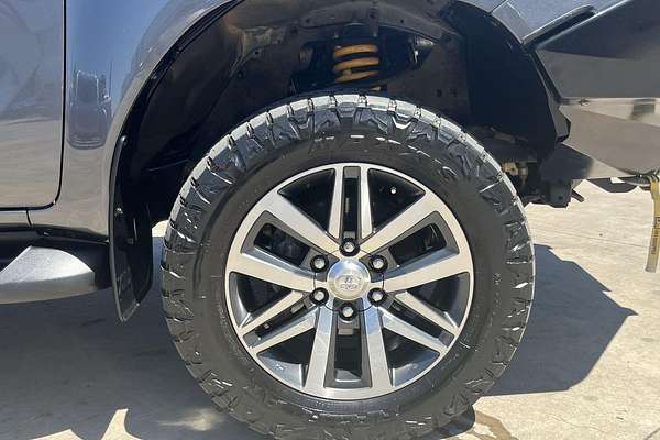 2020 Toyota Hilux SR5 GUN126R 4X4