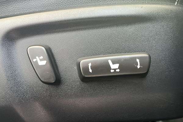 2020 Toyota Hilux SR5 GUN126R 4X4