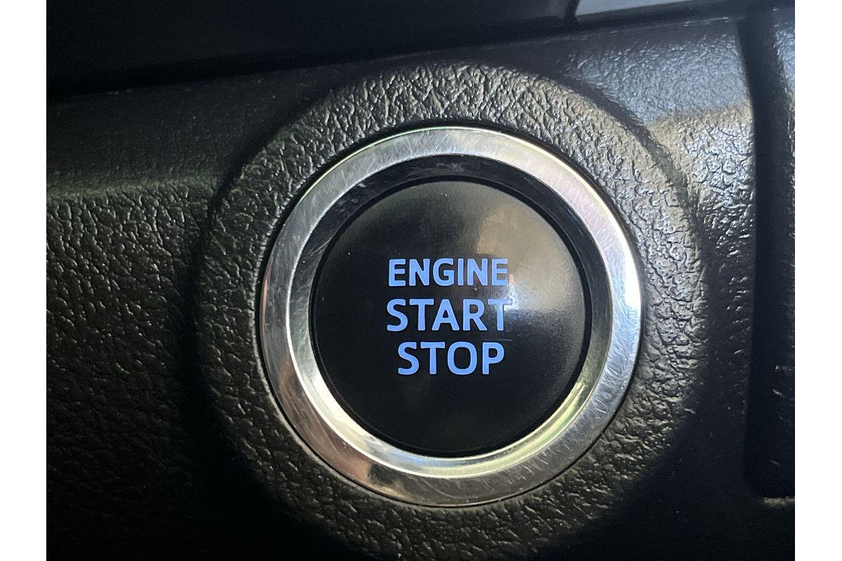 2020 Toyota Hilux SR5 GUN126R 4X4