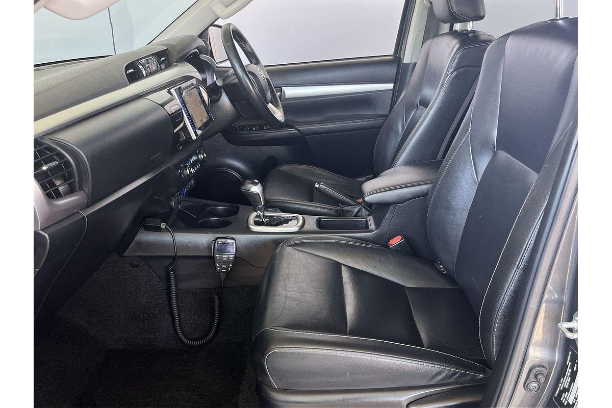 2020 Toyota Hilux SR5 GUN126R 4X4