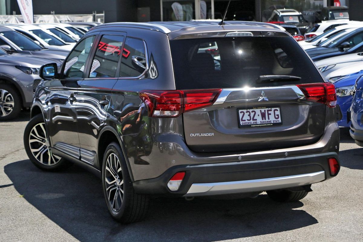 2016 Mitsubishi Outlander XLS ZK