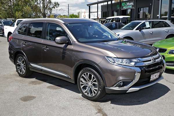 2016 Mitsubishi Outlander XLS ZK